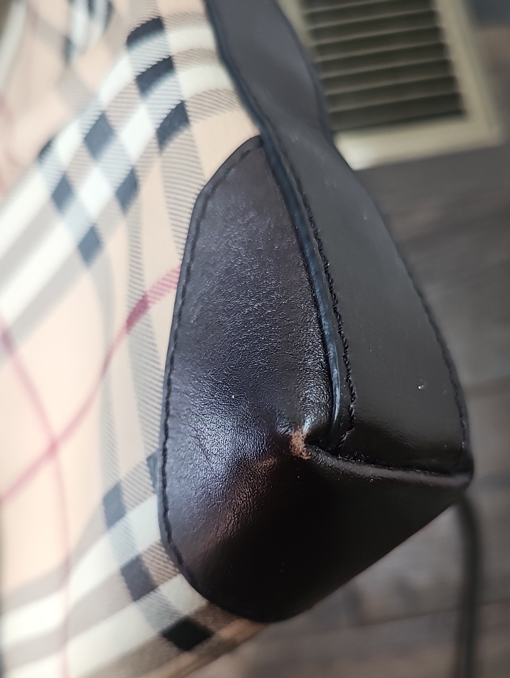 BURBERRY Classic Plaid Crossbody Bag with Dark Brown Trim - Picture 12 of 16